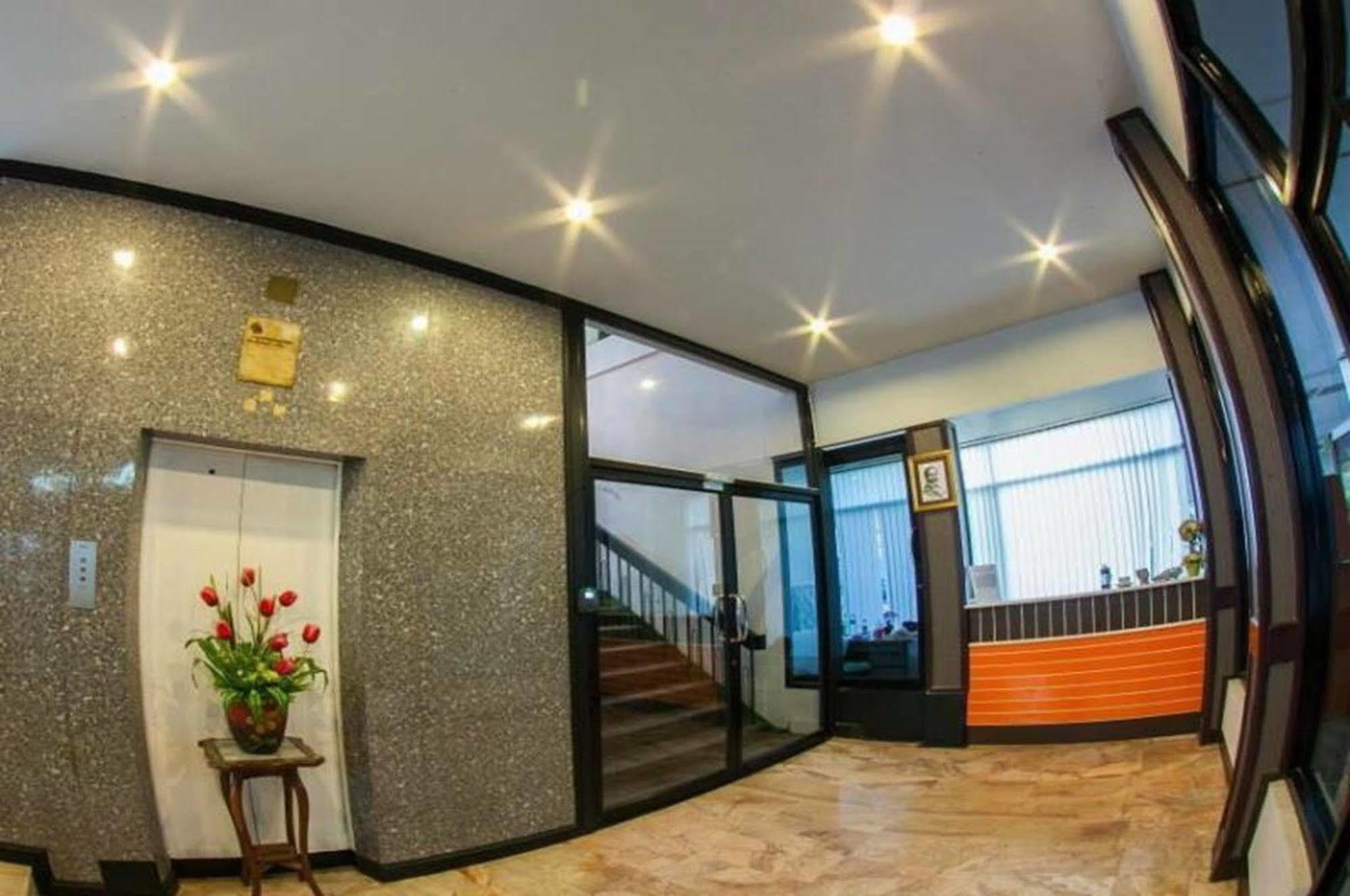The Train Hotel Hatyai Hat Yai Eksteriør billede