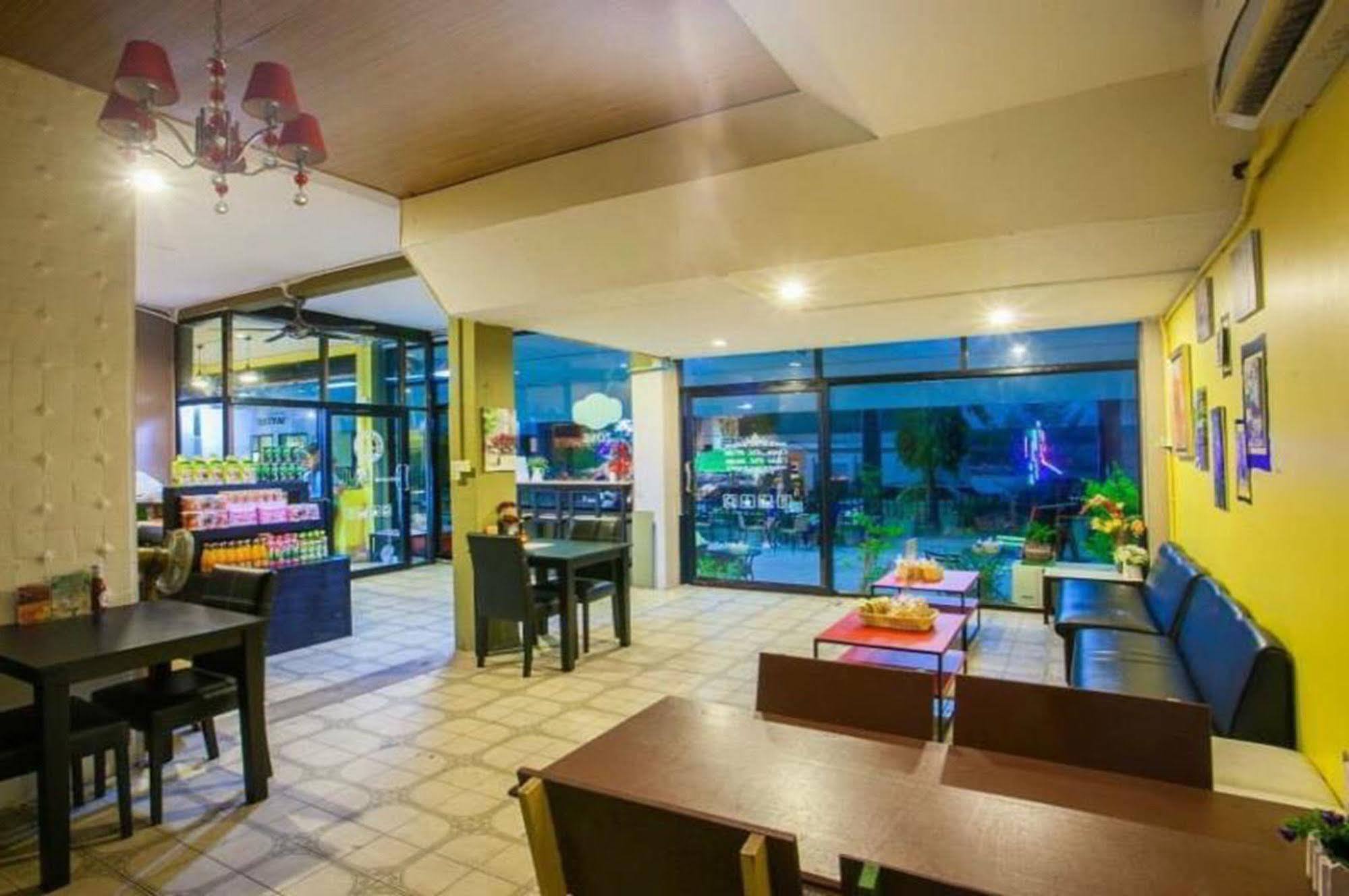 The Train Hotel Hatyai Hat Yai Eksteriør billede